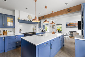 Photo 11- click for photo gallery